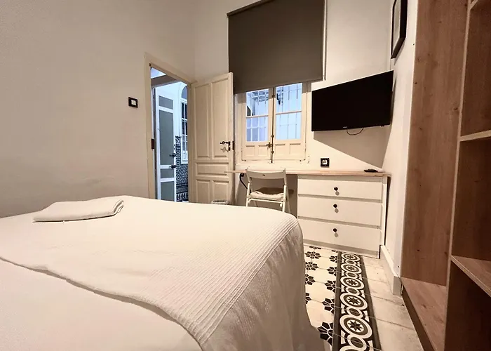 Home In Seville V33-B